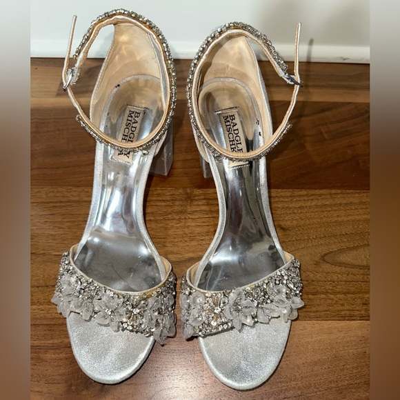 Badgley Mischka Finesse II Embellished Block Heel - Picture 8 of 11